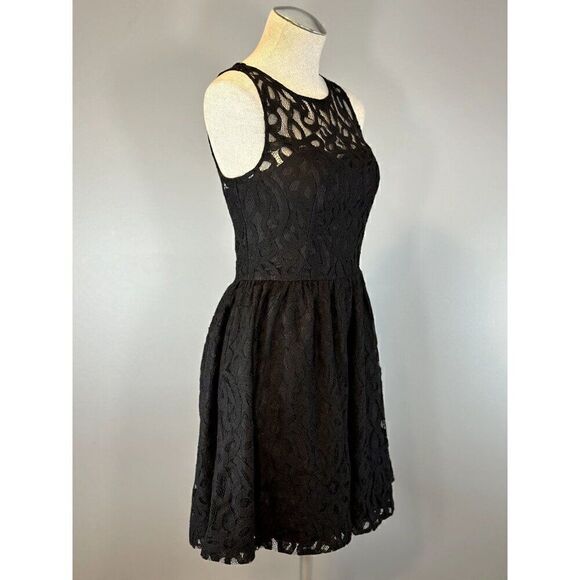 Lauren Conrad NWT Metallic Lace Dress in Black Size 4 - Picture 2 of 4